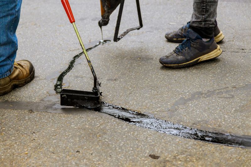 Asphalt Crack Sealing in San Antonio, TX